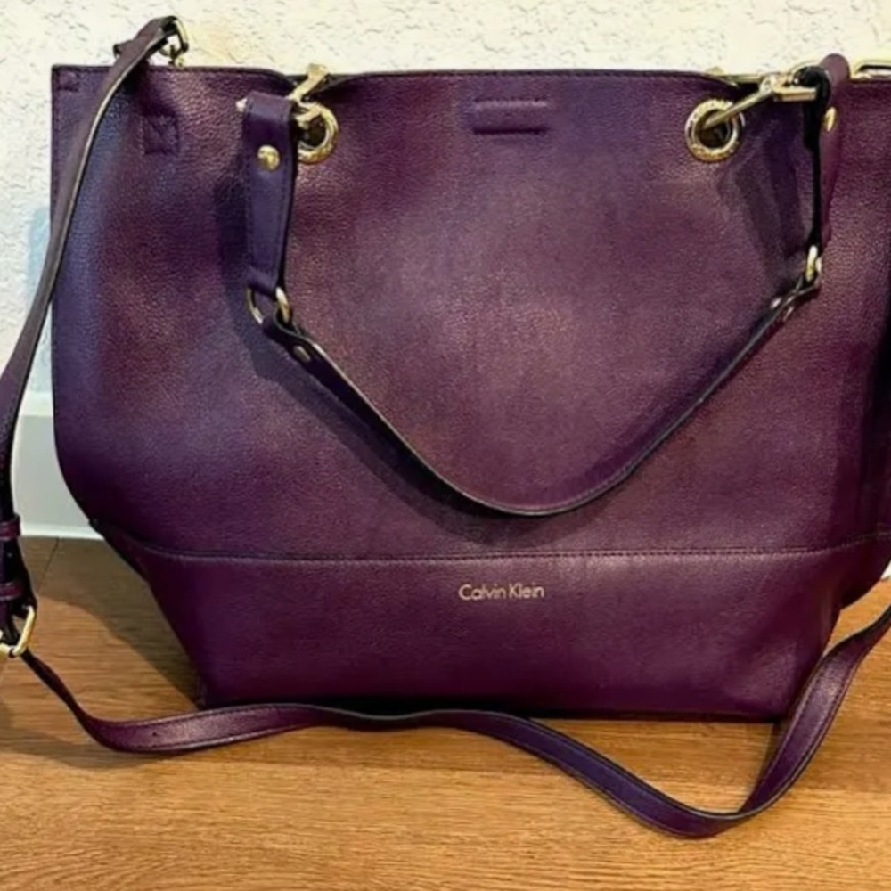 Calvin Klein Reversible Tote with Gold Hardware & Zippered Pouch